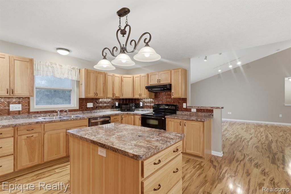 3402 Josephine Lane, Mason, MI 48854 — Photo 9
