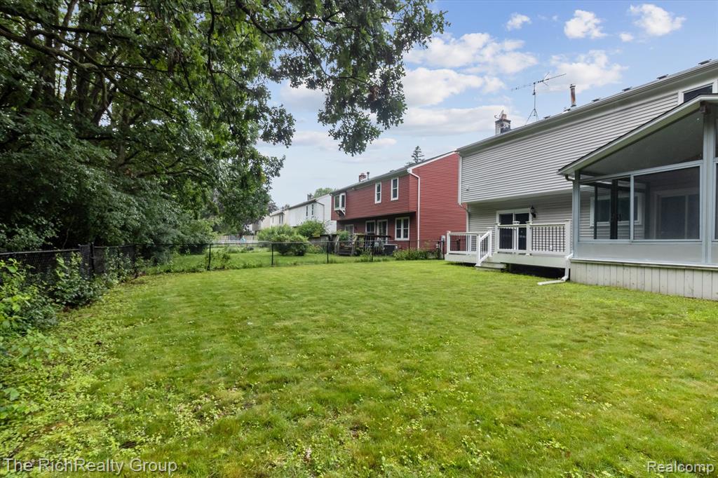 43101 LANCELOT Drive, Canton, MI 48188 — Photo 54