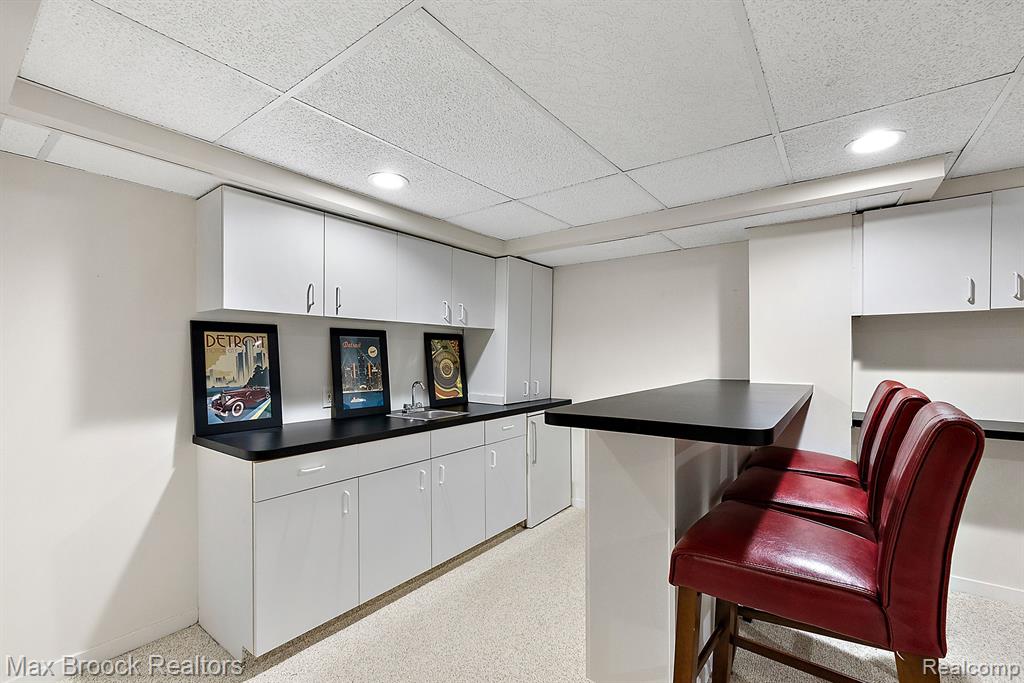 4222 Barn Meadow Lane, West Bloomfield, MI 48323 — Photo 27