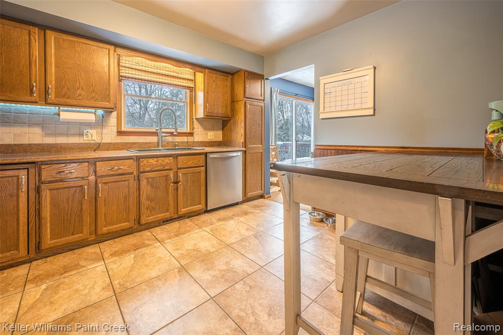 318 Smalley Drive, Mount Pleasant, MI 48858 — Photo 3