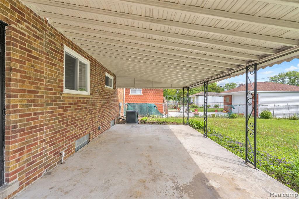 9312 Appleton, Redford, MI 48239 — Photo 21