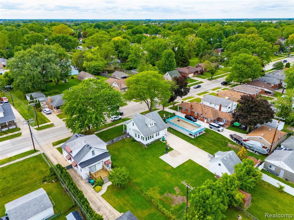 24248 Hayes Avenue, Eastpointe, MI 48021 — Photo 48