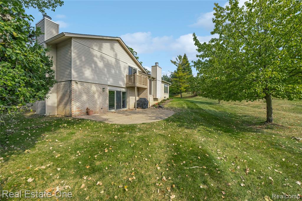 4261 Lakeridge Court, Bloomfield Hills, MI 48302 — Photo 63