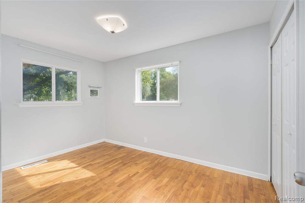 9115 Maplewood Drive, Clio, MI 48420 — Photo 23