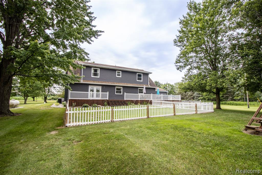 4585 Burt Road, Birch Run, MI 48415 — Photo 78