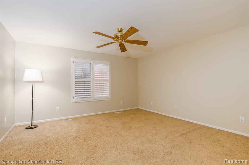 6576 Steeple Ridge, Clarkston, MI — Photo 27