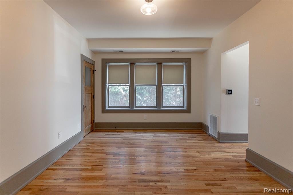 449 W Willis Street, Detroit, MI 48201 — Photo 15