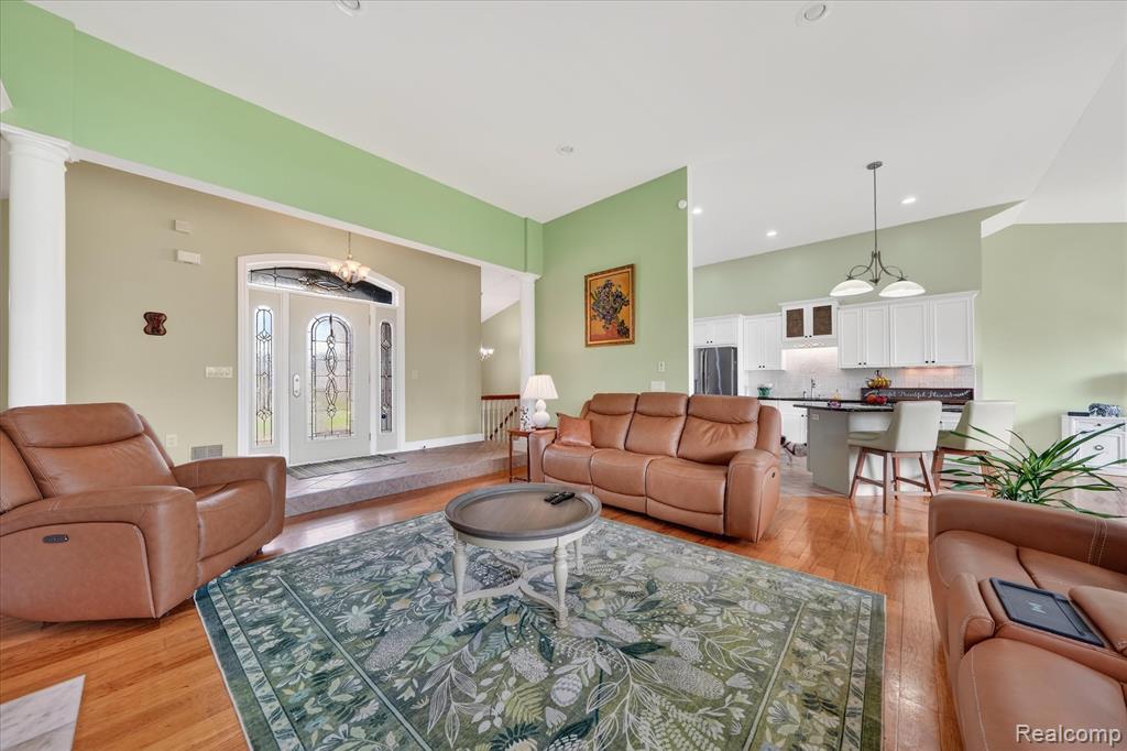 9254 Willowgate, Goodrich Vlg, MI — Photo 11