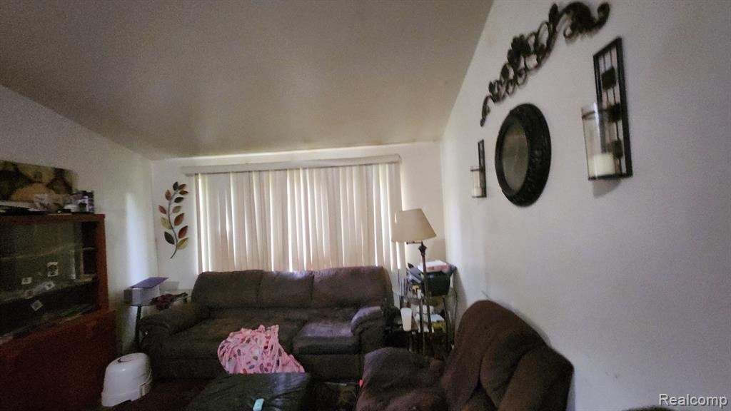 6136 FLOWERDAY Drive, Mount Morris, MI 48458 — Photo 11