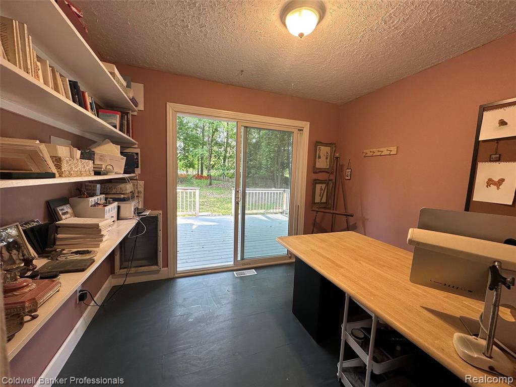 937 State Road, Fenton, MI 48430 — Photo 12