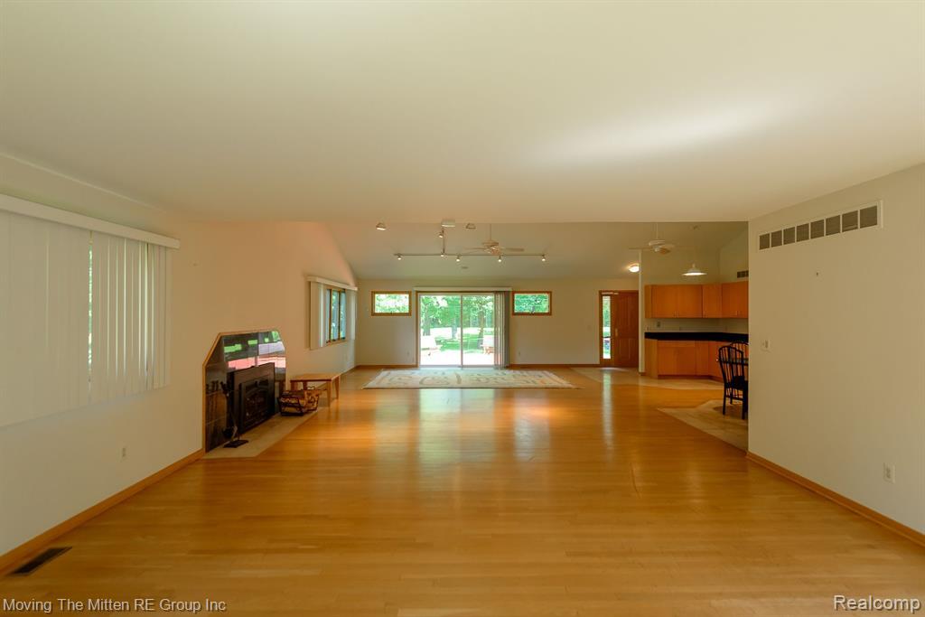 7181 MUERDALE, West Bloomfield, MI — Photo 6