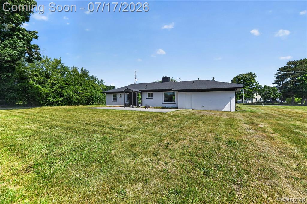 5200 Lapeer Road, Burton, MI 48509 — Photo 43
