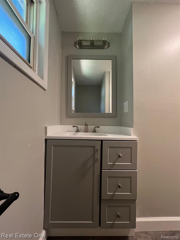 9120 GROVE Drive, Whitmore Lake, MI 48189 — Photo 14