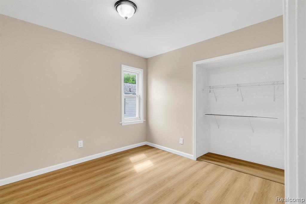8716 Jewett Avenue, Warren, MI 48089 — Photo 19