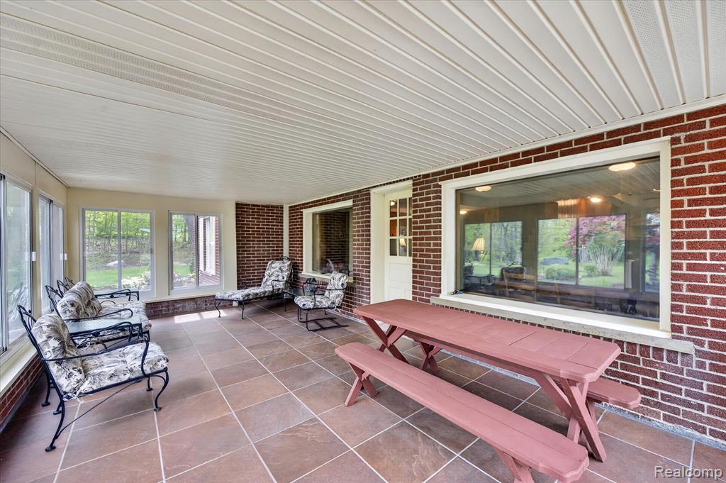 13960 Ridgewood Drive, Plymouth, MI 48170 — Photo 42