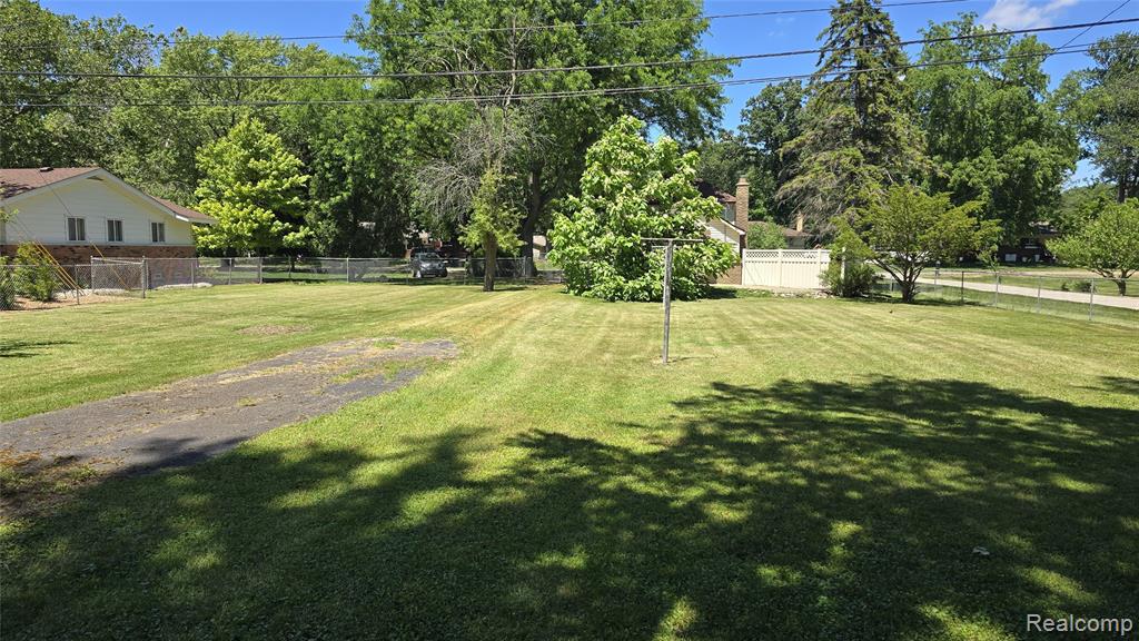 7993 CHURCH Road, Grosse Ile, MI 48138 — Photo 28