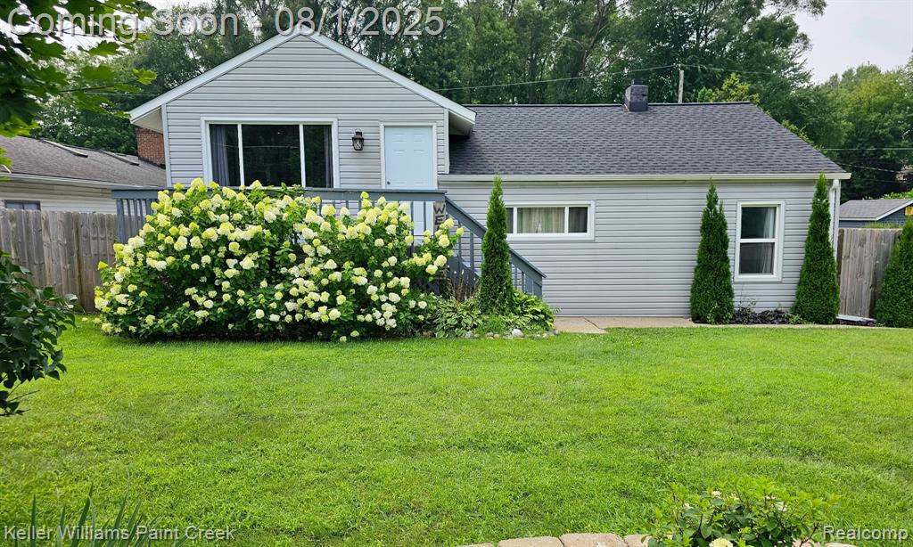 4135 Fenmore Avenue, Waterford, MI 48328 — front exterior