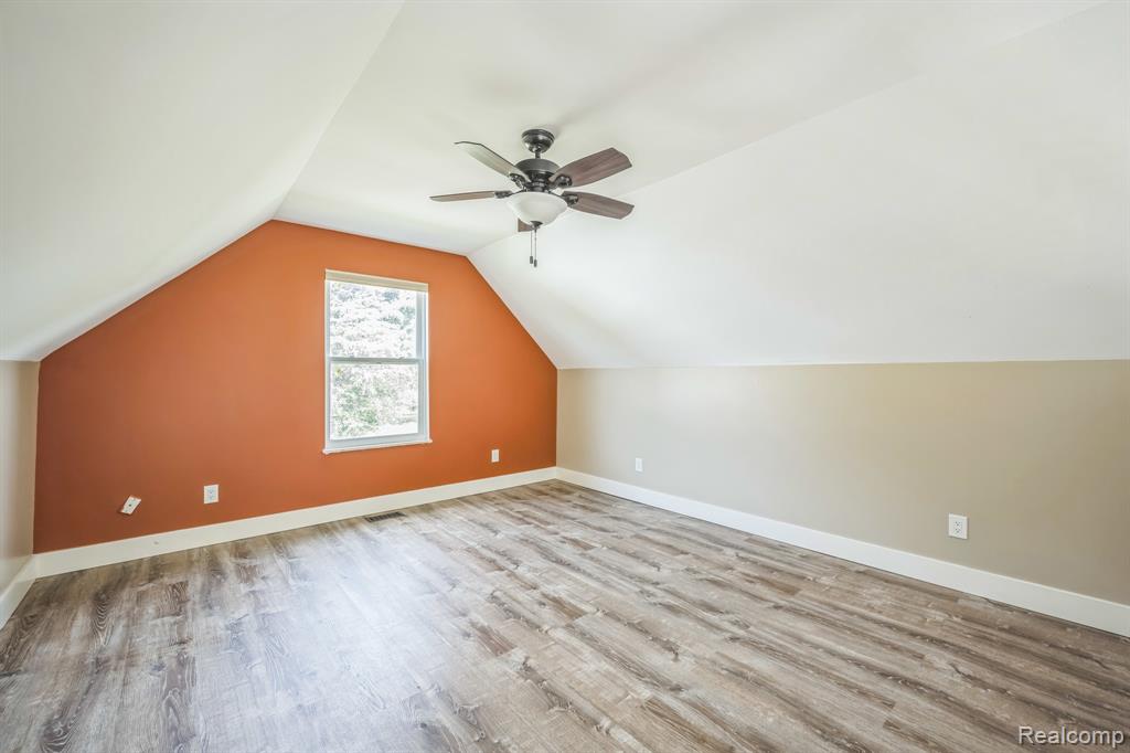 6195 Falkenbury Road, North Branch, MI 48461 — Photo 15