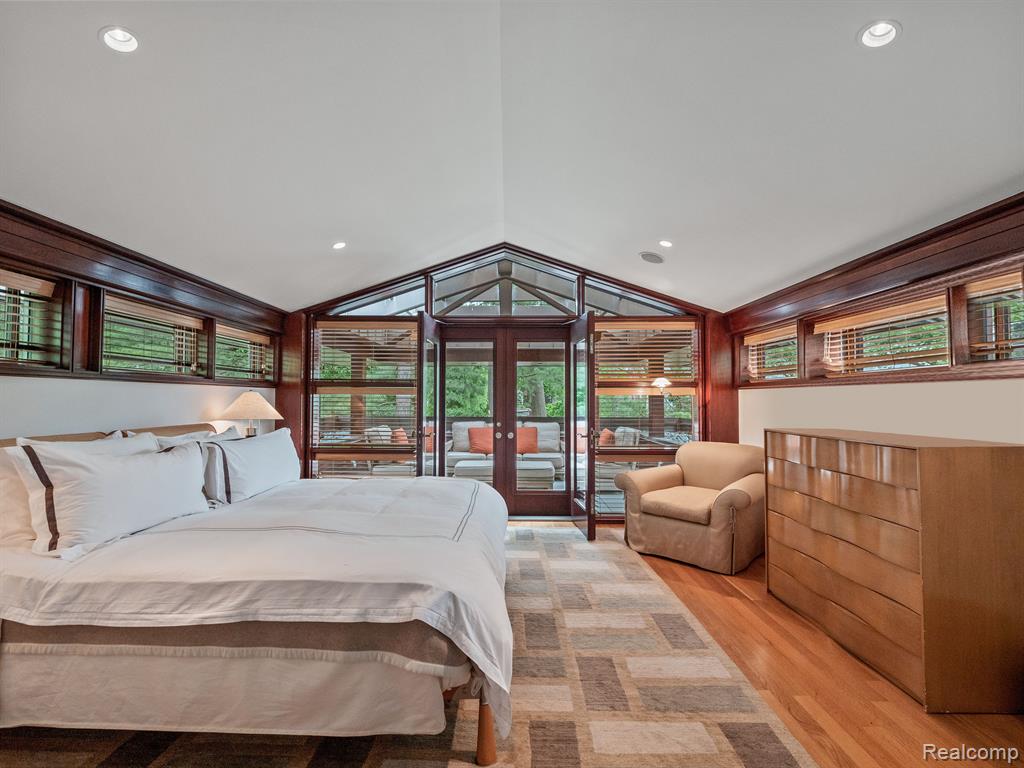 834 SOUTHFIELD Road, Birmingham, MI 48009 — Photo 65