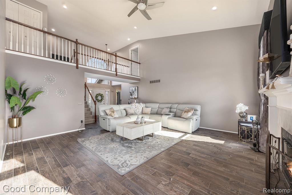 52117 Pebble Creek Drive, New Baltimore, MI 48047 — Photo 8