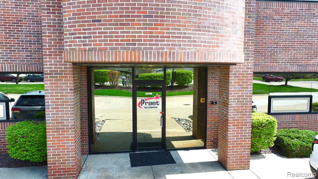 51214 Industrial Drive, Macomb, MI 48042 — Photo 6