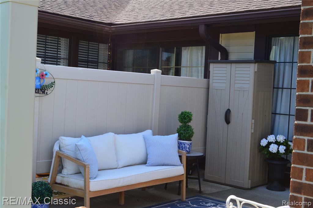 40605 Newport Drive E, 294, Plymouth, MI 48170 — Photo 31