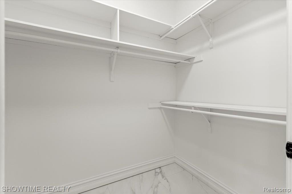 53650 Cherrywood Drive, Shelby Twp, MI 48315 — Photo 32