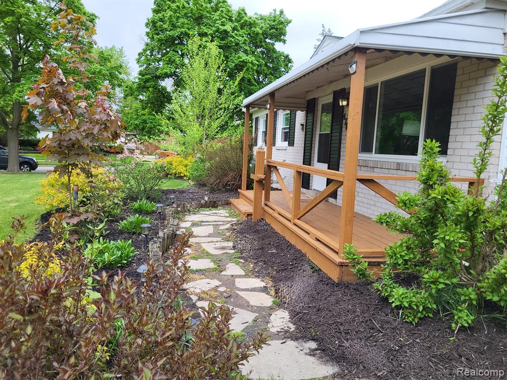 47880 ROLAND Street, Shelby Twp, MI 48317 — Photo 2