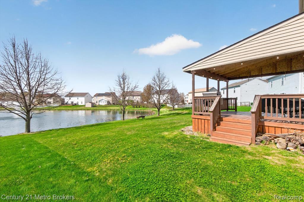 3324 Pine Run Drive, Swartz Creek, MI 48473 — Photo 43