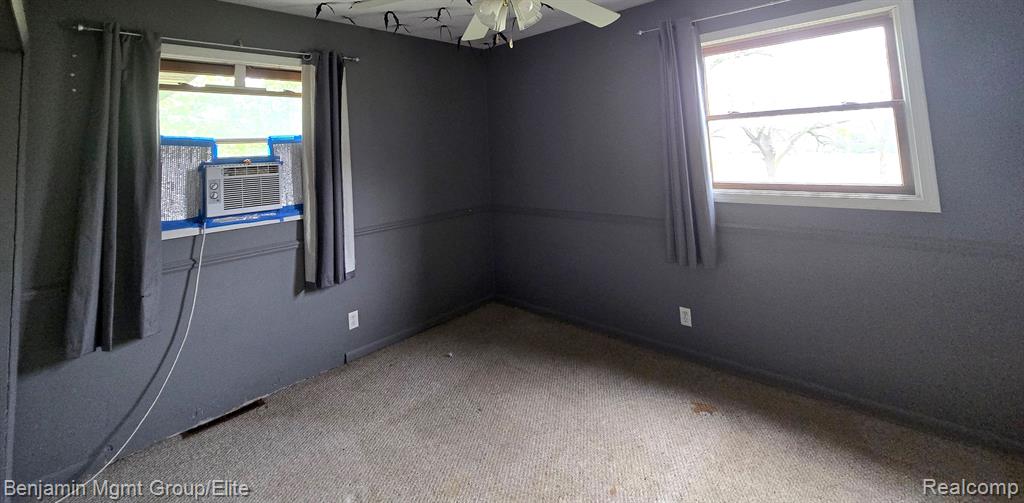 9416 HOGAN Road, Fenton, MI 48430 — Photo 11