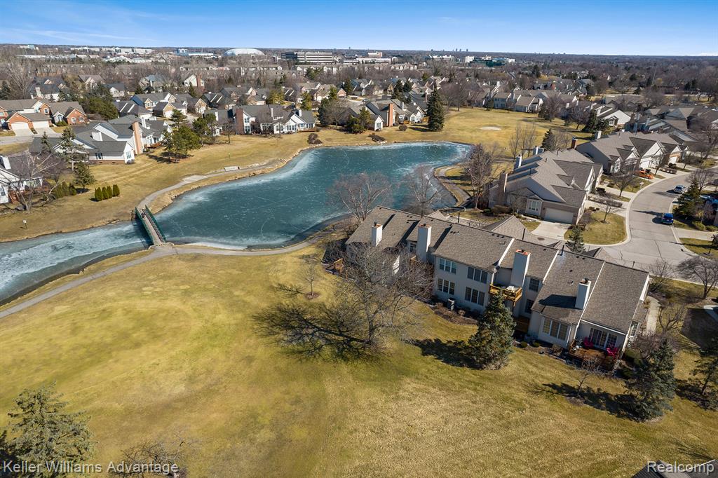 39547 CHAMPION Court, Northville, MI 48168 — Photo 47