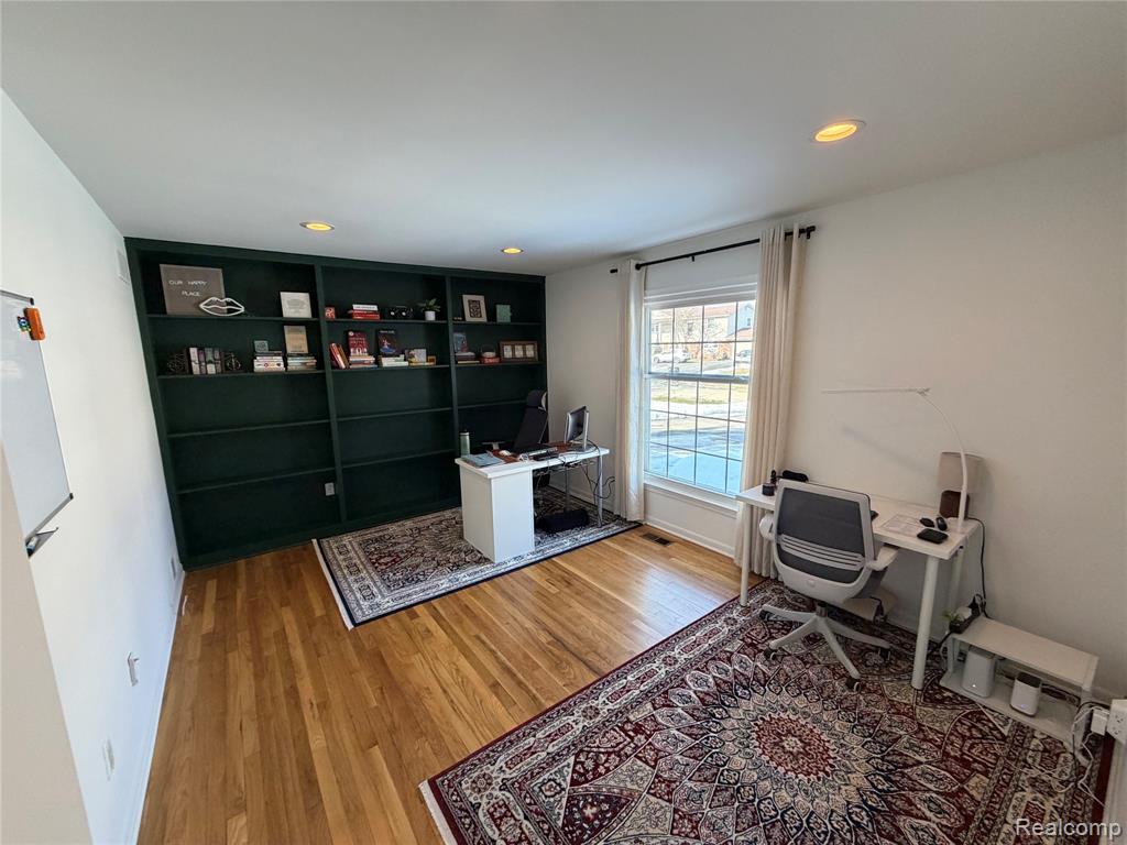 4205 Pinehurst Drive, West Bloomfield, MI — Photo 19