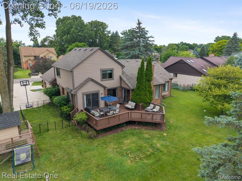 5277 Waterview Drive, West Bloomfield, MI 48323 — Photo 55