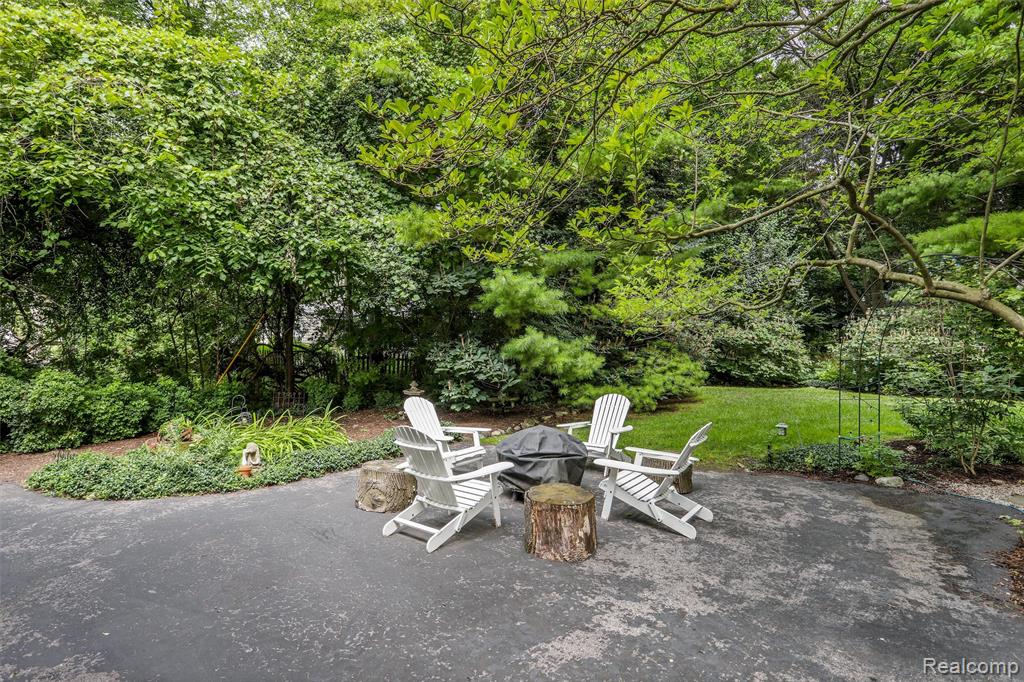 4200 Surrey Cross, Bloomfield Hills, MI 48301 — Photo 39