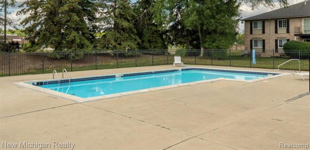6103 Orchard Lake Road, 201, West Bloomfield, MI — Photo 36
