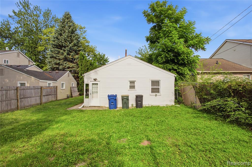1660 N Sheldon Road, Canton, MI 48187 — Photo 27