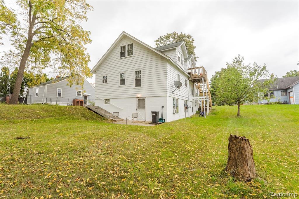 46 SMITH Court, Lake Orion, MI 48362 — Photo 9