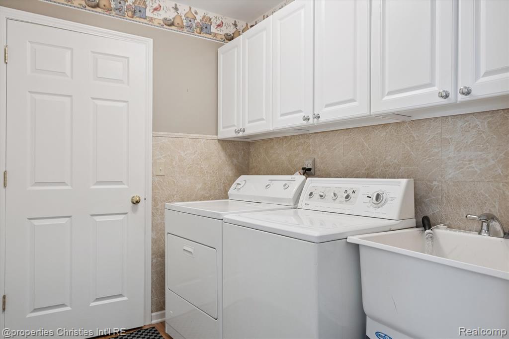 4831 Sunderland Drive, Sterling Heights, MI 48314 — Photo 40