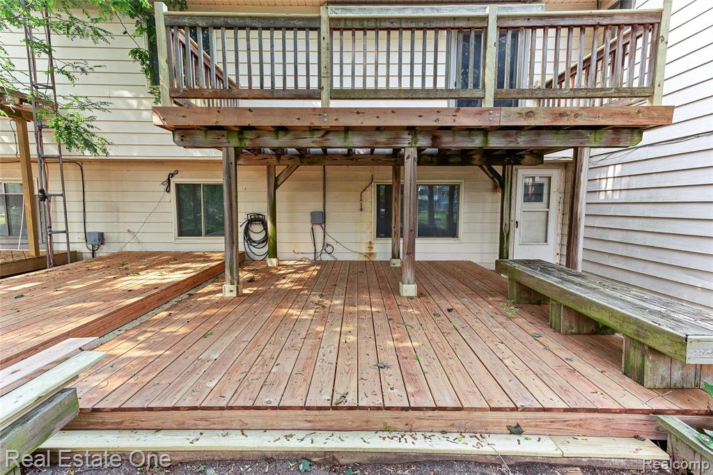 2509 Golden Shores Drive, Fenton, MI 48430 — Photo 30