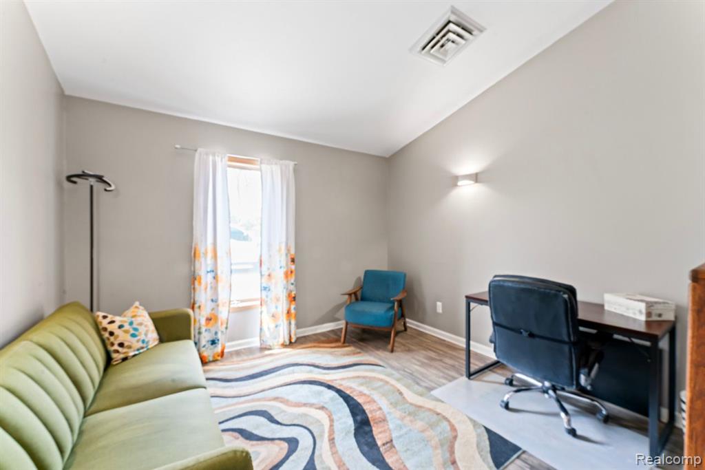 550 S Saginaw Street, Lapeer, MI 48446 — Photo 13