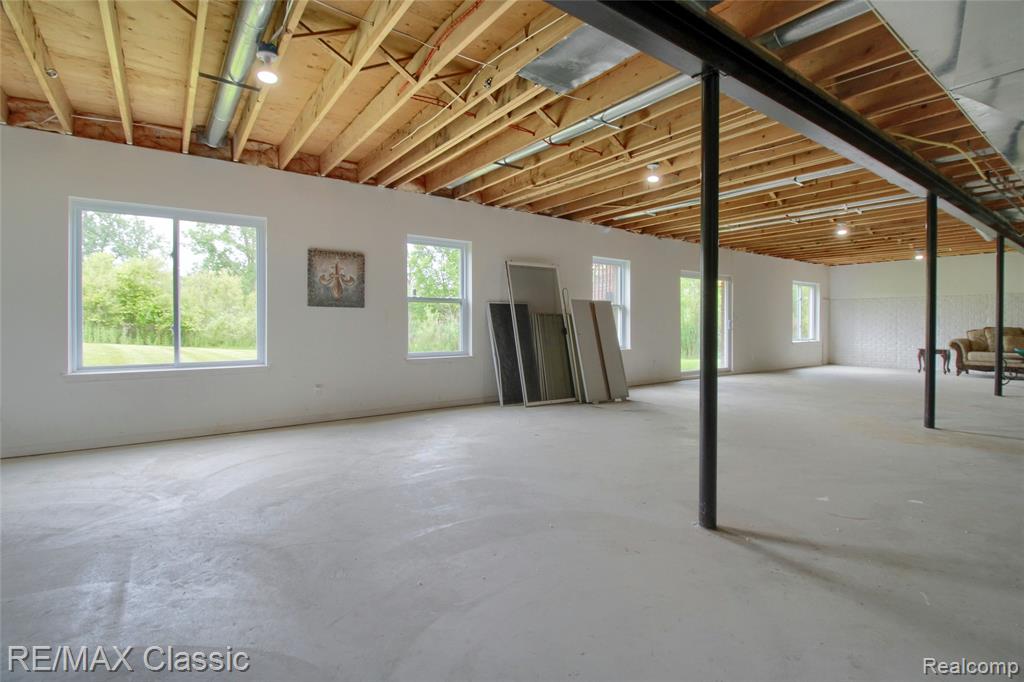 761 Nissen Court, Wixom, MI 48393 — Photo 39