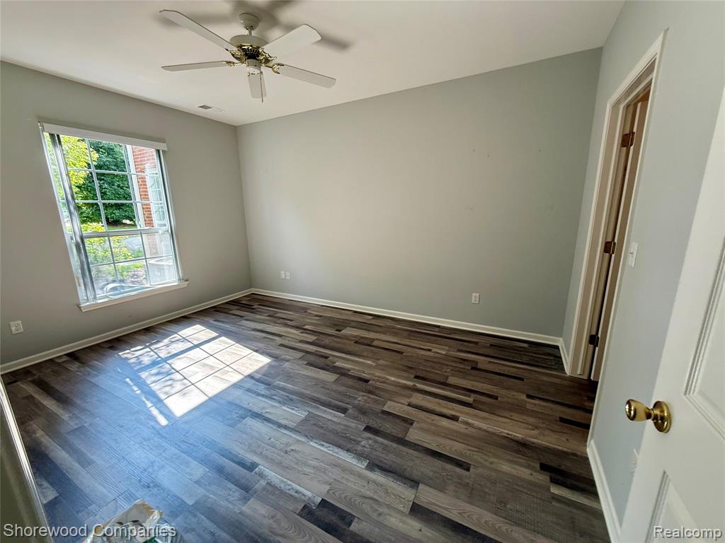 45736 Warwick Drive, Macomb, MI 48044 — Photo 13