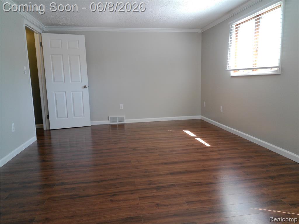 619 S Gainsborough Avenue, Royal Oak, MI 48067 — Photo 13