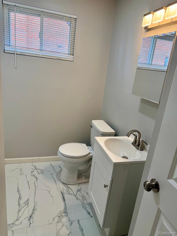 5602 MADISON Street, Dearborn Heights, MI 48125 — Photo 21