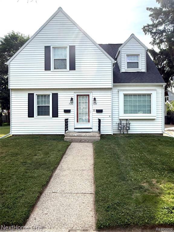734-736 Briarcliff Road, Jackson, MI 49203 — front exterior
