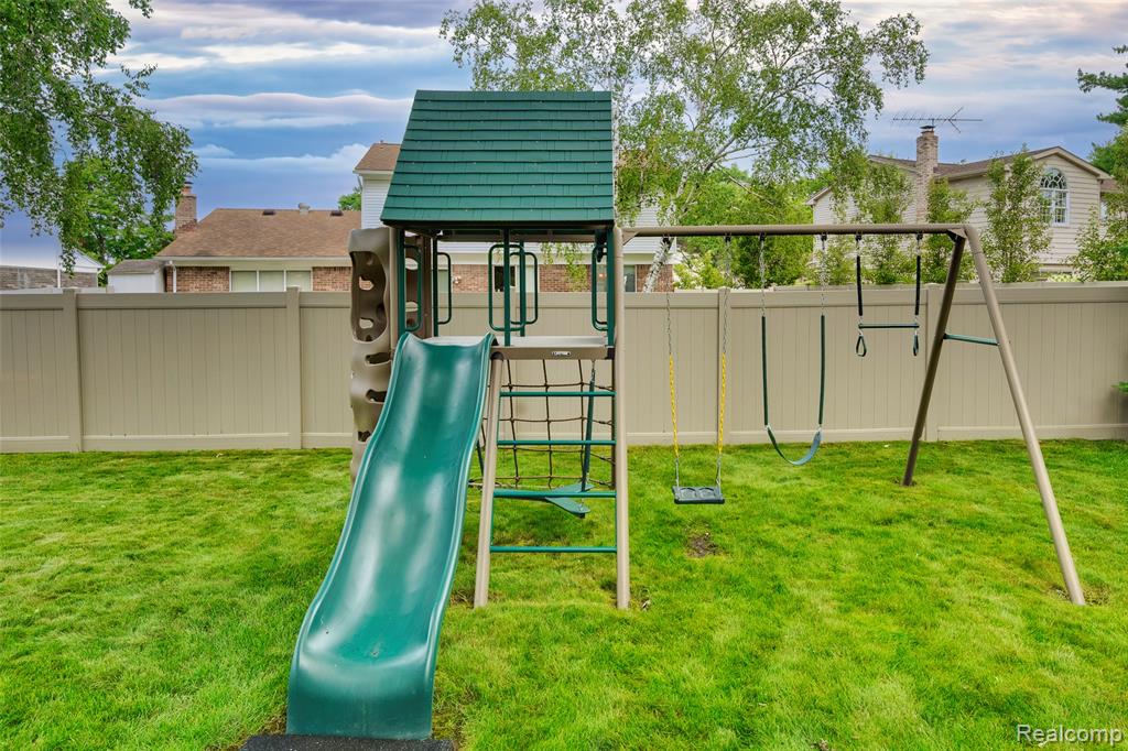 6848 Chadwick Drive, Canton, MI 48187 — Photo 39