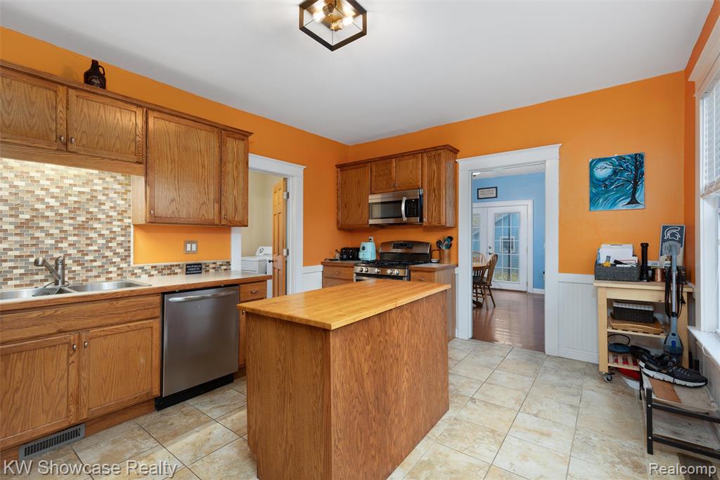 84 Moross Street, Mount Clemens, MI 48043 — Photo 14