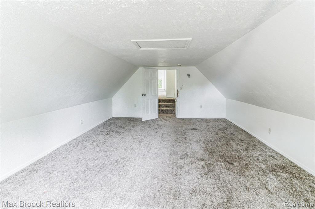 702 S BARNES Street, Mason, MI 48854 — Photo 14