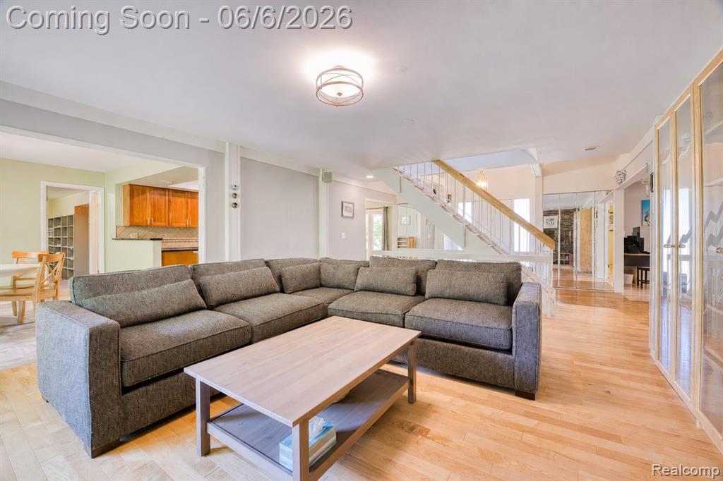 36275 Congress Road, Farmington, MI 48335 — Photo 21