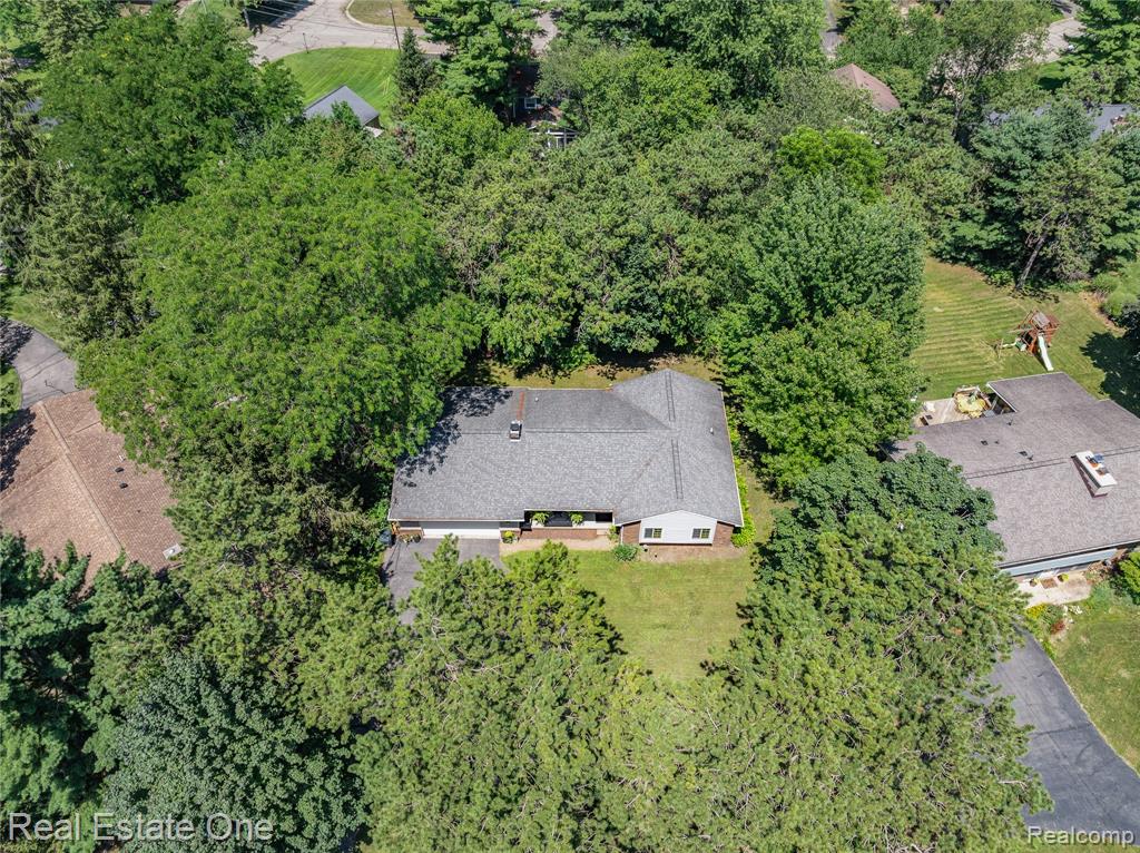5223 Red Fox Drive, Brighton, MI 48114 — Photo 26